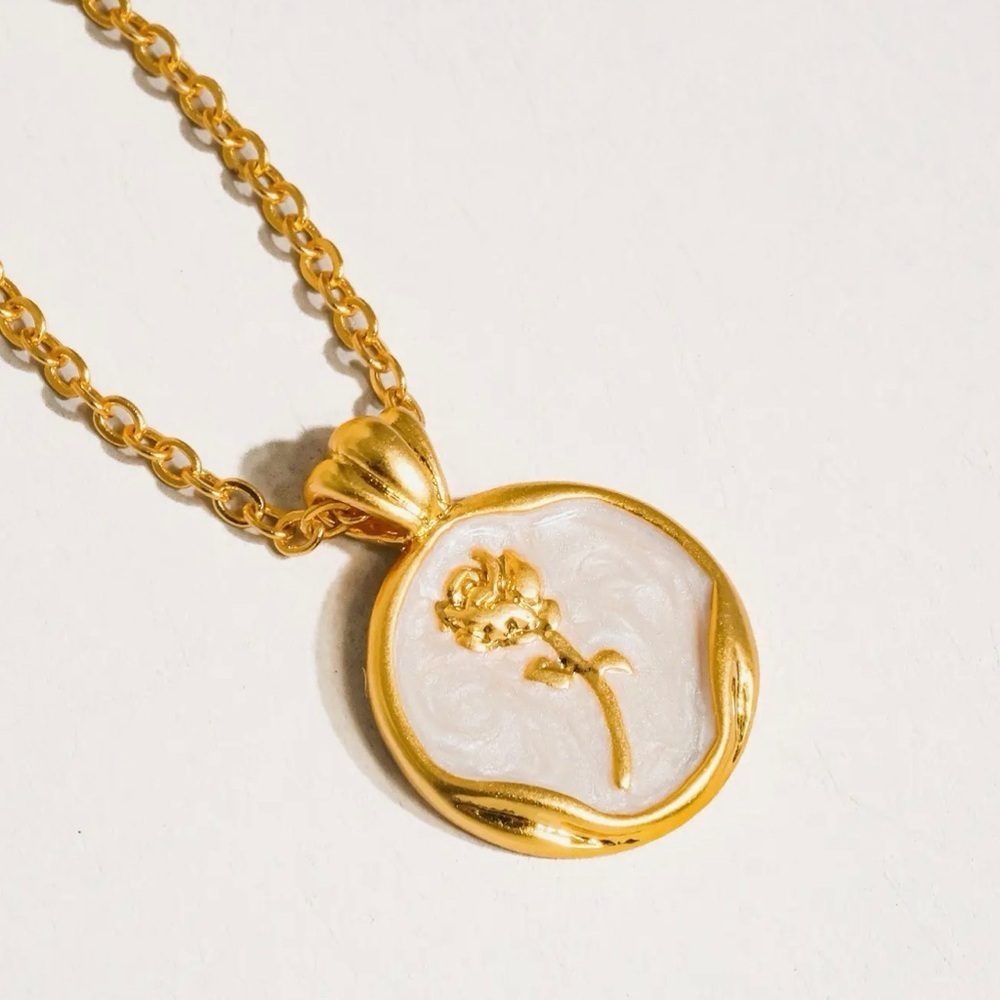 18K Rose Coin Necklace (1014)